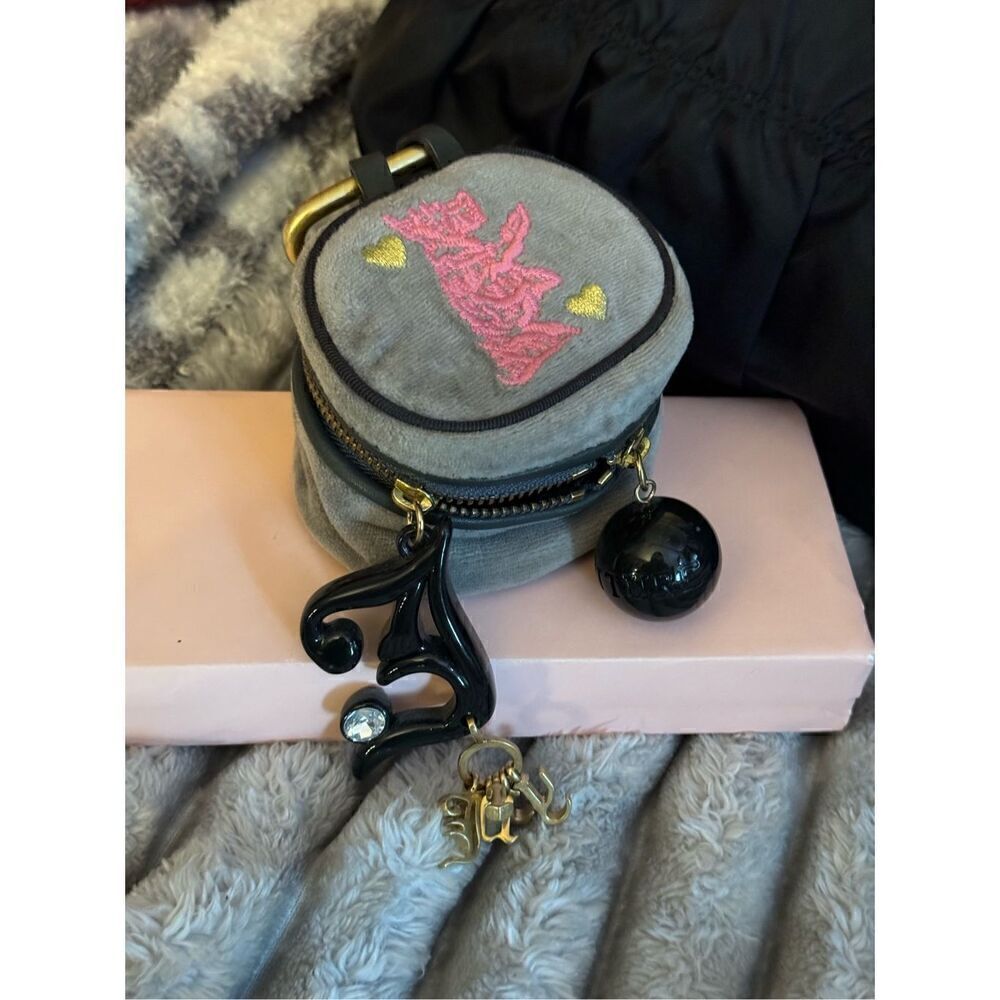 Juicy Couture vintage small velour circle  Jewelry Box bag pouch Case & Storage